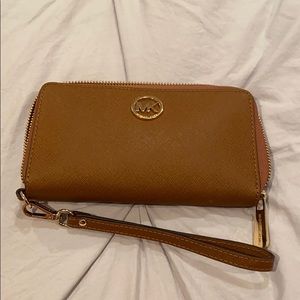 michael kors wallet